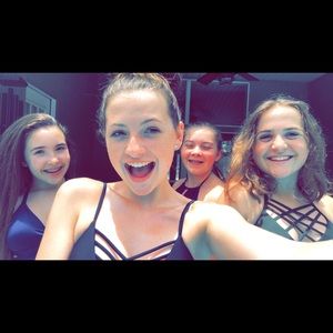 Meet your Posher, Hailey